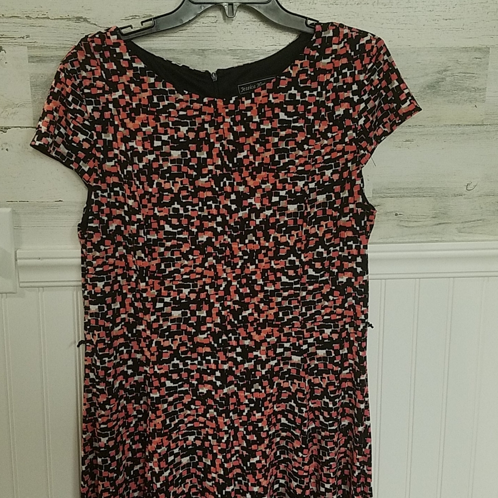Short sleeve dress